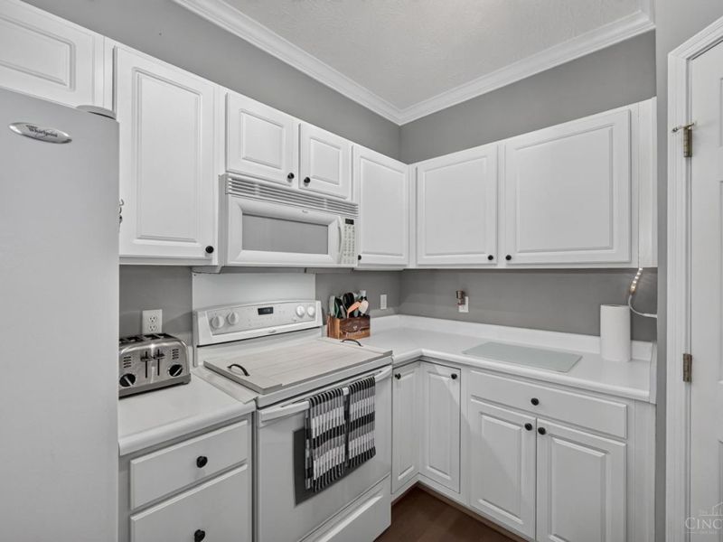 5413 Michelles Oak Court, Unit E, Green Township, OH 45248 Photo 13