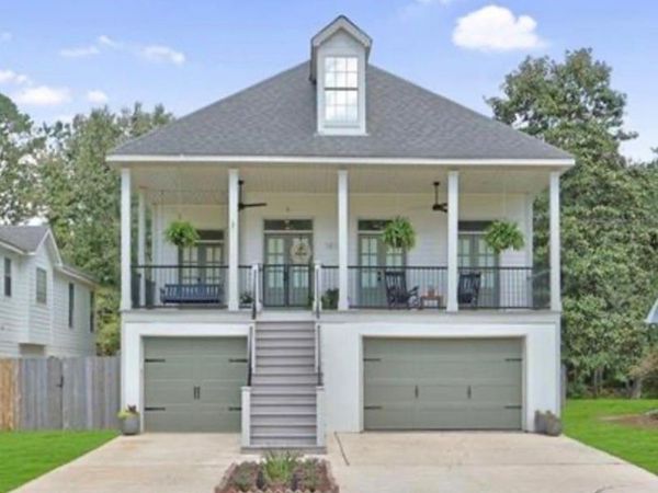 18123 CUSACHS Drive , Covington, LA 70433