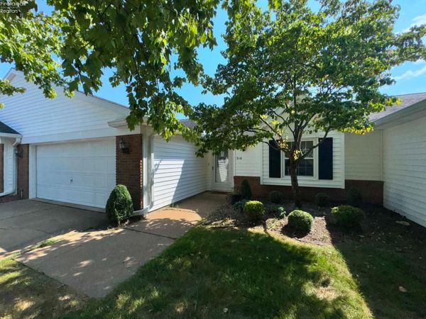 316 Rivers Edge Drive, Huron, OH 44839
