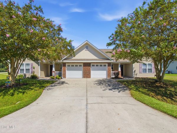 209 Hawks Bluff Drive , New Bern, NC 28560
