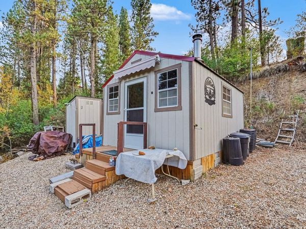 42 Clear Creek Dr., Boise, ID 83716