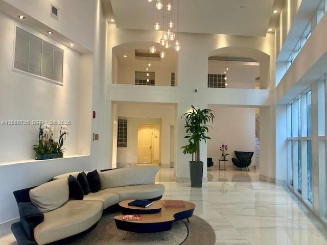 3330 NE 190th St, Unit 1719, Aventura, FL 33180 Photo