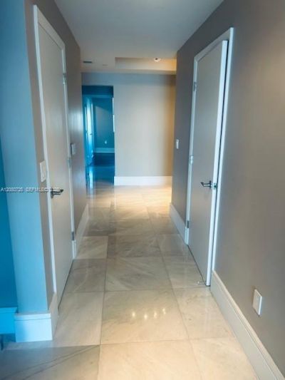 3330 NE 190th St, Unit 1719, Aventura, FL 33180 Photo
