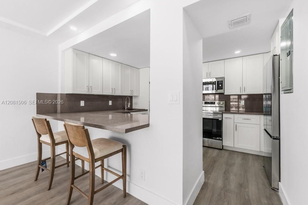 3430 Galt Ocean Dr , Unit 305, Fort Lauderdale, FL 33308 Photo