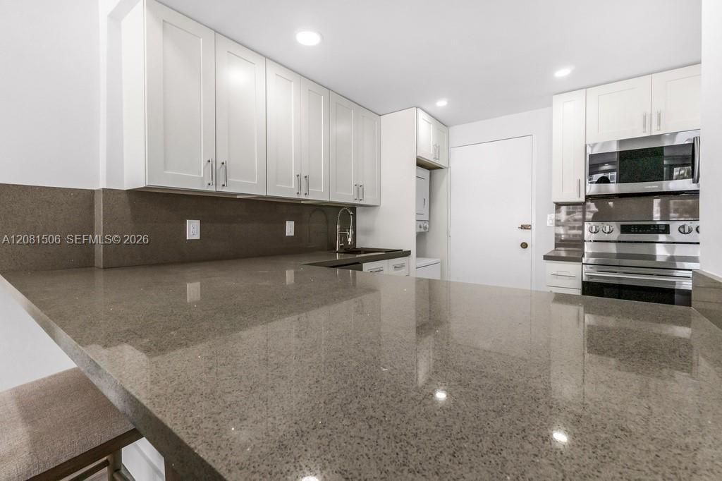 3430 Galt Ocean Dr , Unit 305, Fort Lauderdale, FL 33308 Photo
