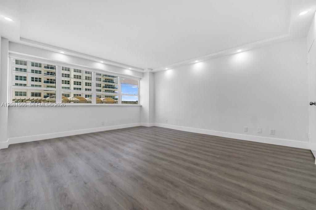 3430 Galt Ocean Dr , Unit 305, Fort Lauderdale, FL 33308 Photo