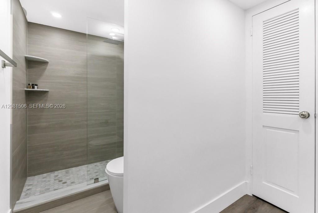 3430 Galt Ocean Dr , Unit 305, Fort Lauderdale, FL 33308 Photo
