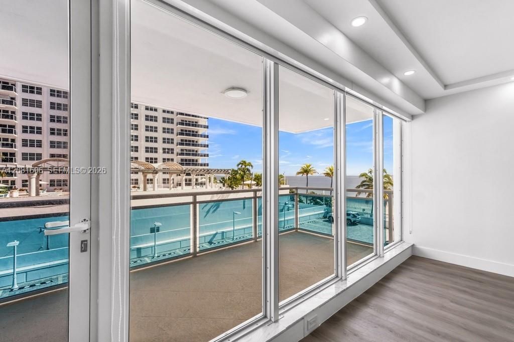 3430 Galt Ocean Dr , Unit 305, Fort Lauderdale, FL 33308 Photo