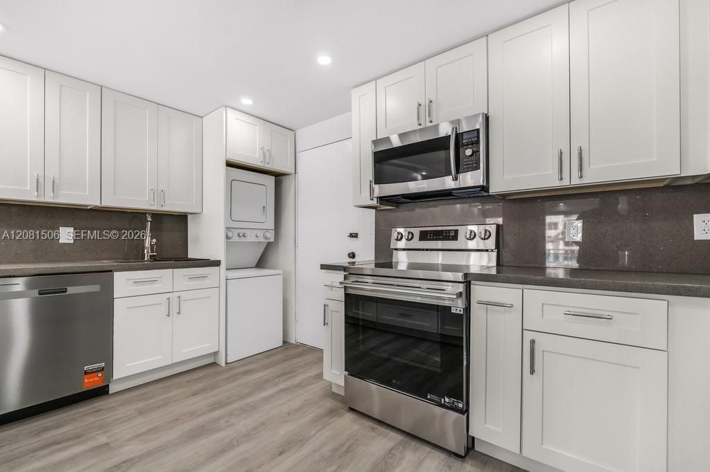 3430 Galt Ocean Dr , Unit 305, Fort Lauderdale, FL 33308 Photo