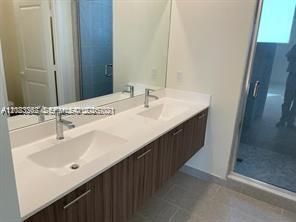 6453 NW 102nd Path, Unit 301, Doral, FL 33178 Photo
