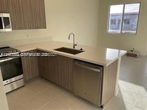 6453 NW 102nd Path, Unit 301, Doral, FL 33178 Photo
