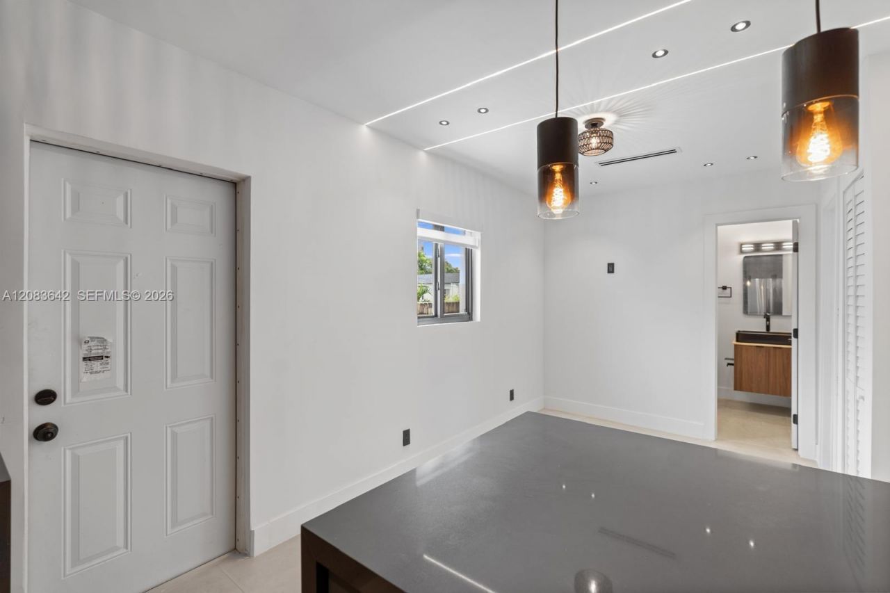 401 NW 81st St , Unit 401, Miami, FL 33150 Photo