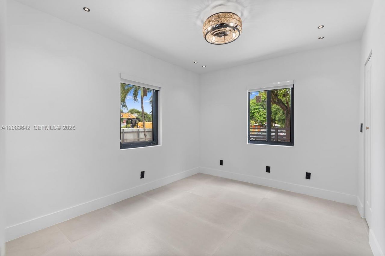 401 NW 81st St , Unit 401, Miami, FL 33150 Photo