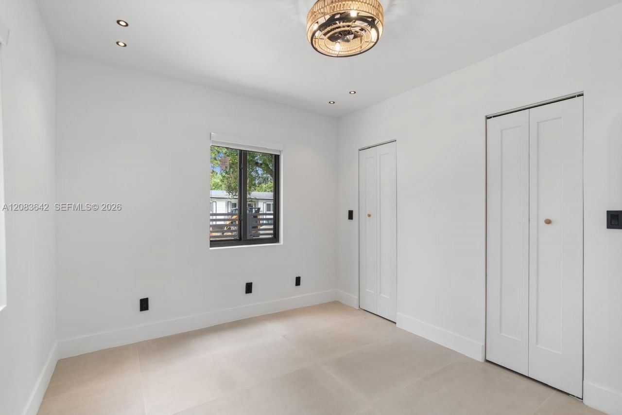 401 NW 81st St , Unit 401, Miami, FL 33150 Photo