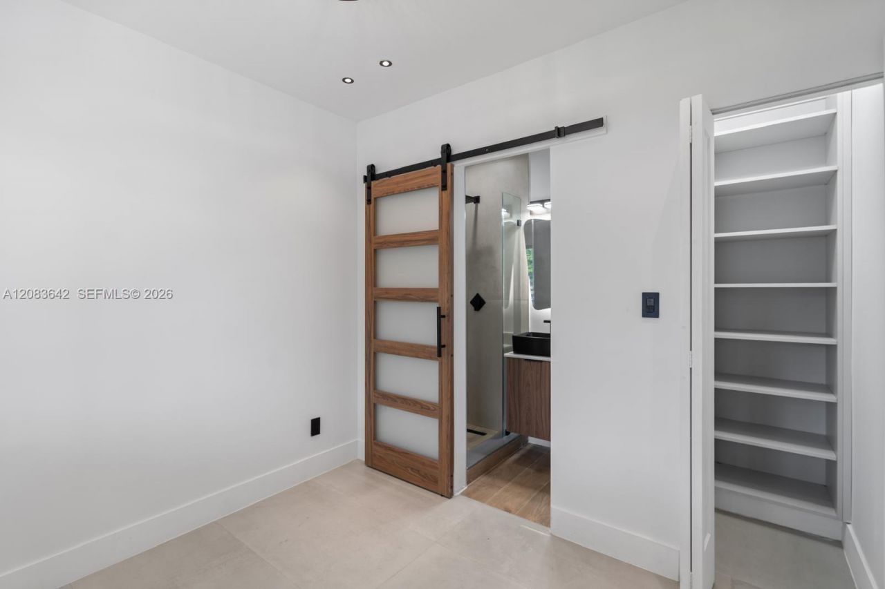 401 NW 81st St , Unit 401, Miami, FL 33150 Photo