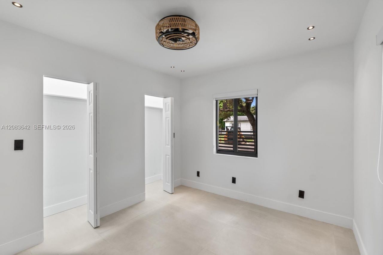 401 NW 81st St , Unit 401, Miami, FL 33150 Photo
