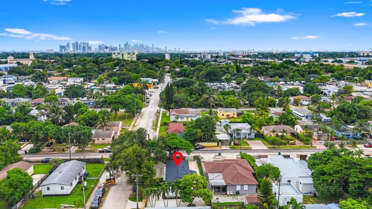 401 NW 81st St , Unit 401, Miami, FL 33150 Photo