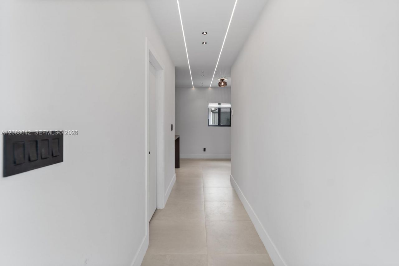 401 NW 81st St , Unit 401, Miami, FL 33150 Photo
