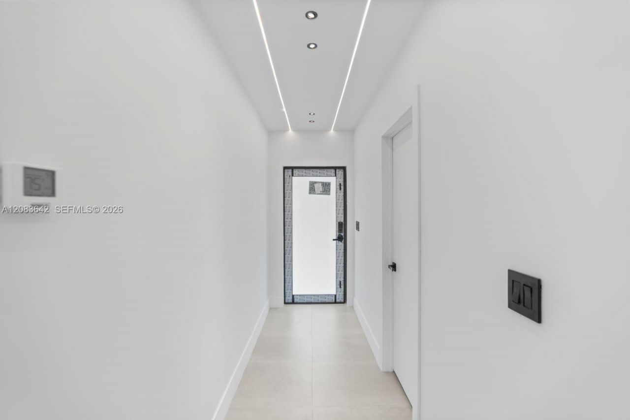 401 NW 81st St , Unit 401, Miami, FL 33150 Photo