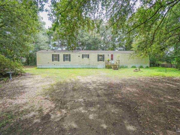 5248 Peacock Rd, Milton, FL 32570