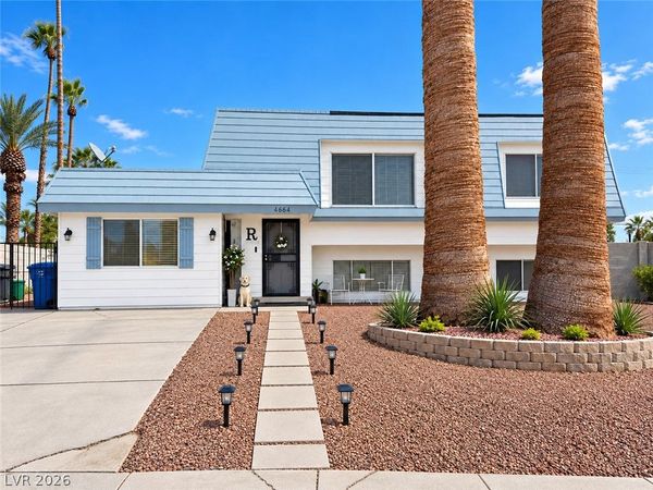 4664 El Canasta Way, Las Vegas, NV 89121
