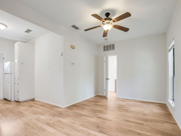 4401 Speedway , Unit 207, Austin, TX 78751