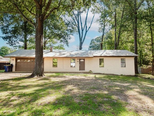 26 Pinewood Drive, Cabot, AR 72023