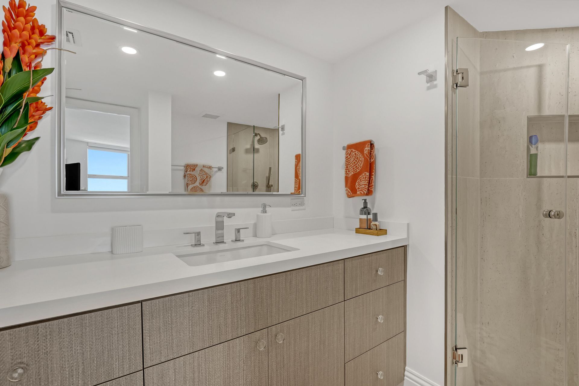 5200 N Ocean Drive, Unit 1703, Singer Island, FL 33404 Photo