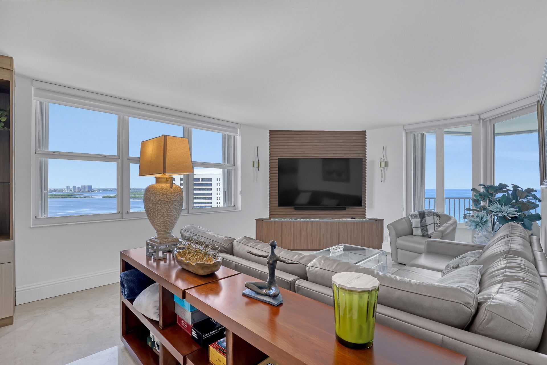5200 N Ocean Drive, Unit 1703, Singer Island, FL 33404 Photo
