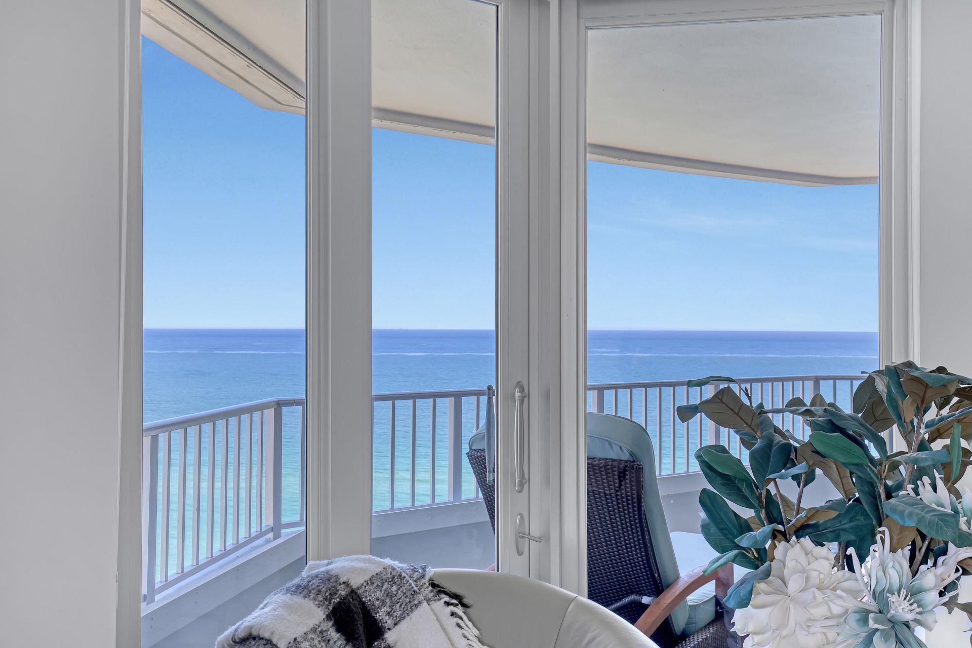 5200 N Ocean Drive, Unit 1703, Singer Island, FL 33404 Photo