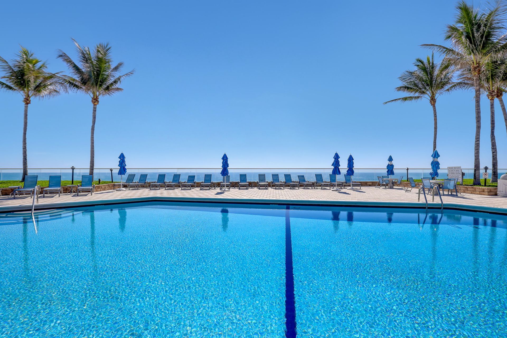 5200 N Ocean Drive, Unit 1703, Singer Island, FL 33404 Photo