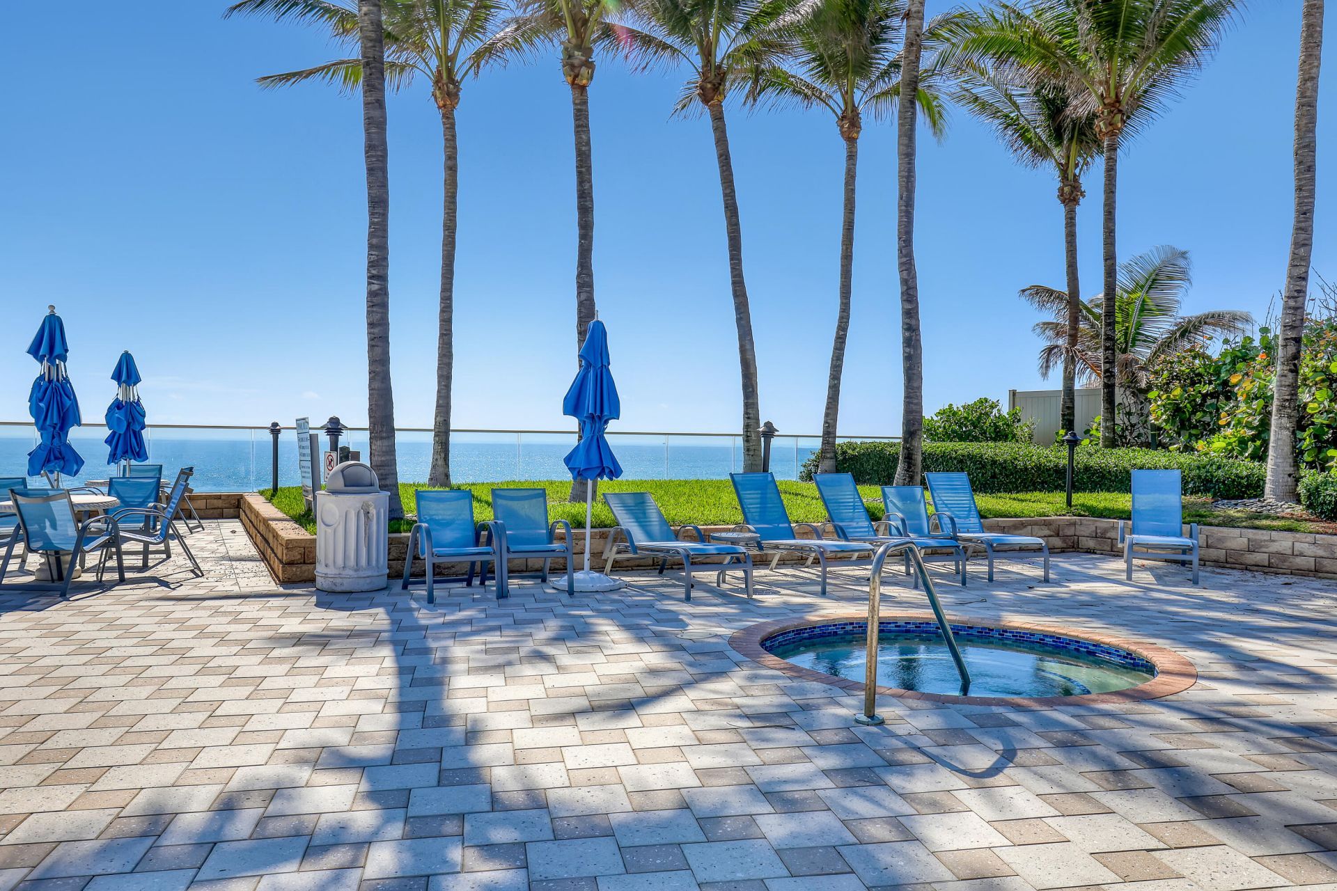 5200 N Ocean Drive, Unit 1703, Singer Island, FL 33404 Photo