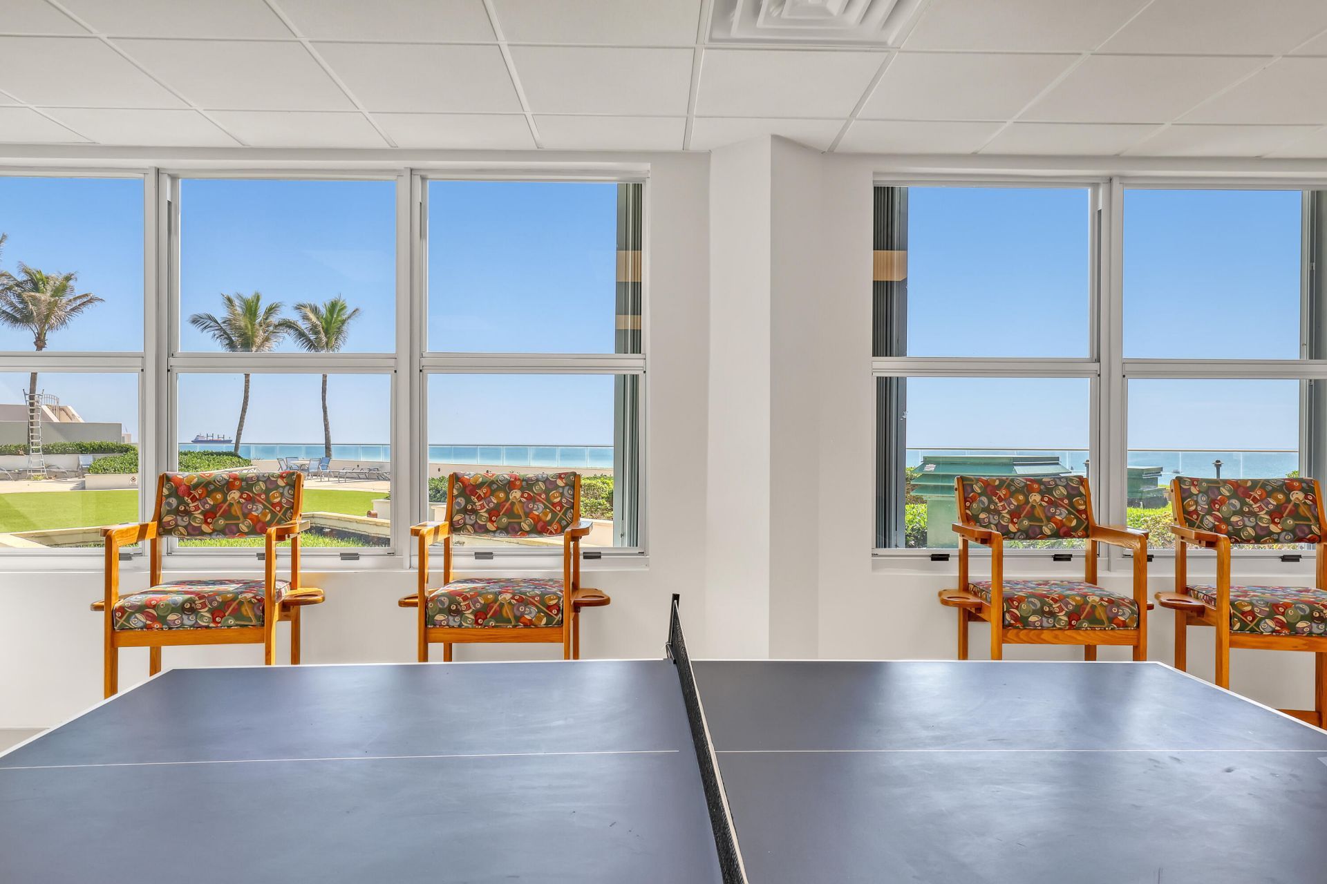 5200 N Ocean Drive, Unit 1703, Singer Island, FL 33404 Photo