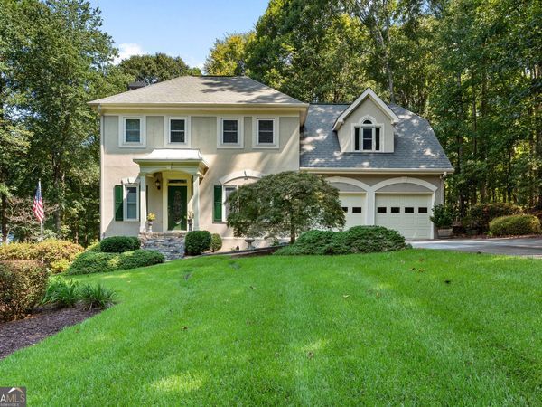 15 Oak Ridge Drive, Sharpsburg, GA 30277