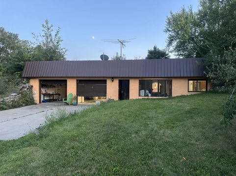 Main Photo