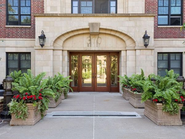 370 Marshall Avenue, Unit 201, Saint Paul, MN 55102