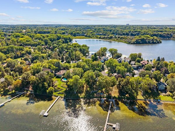 168 Peninsula Road, Medicine Lake, MN 55441
