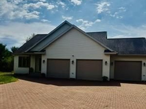 2490 88th Avenue, Osceola, WI 54020