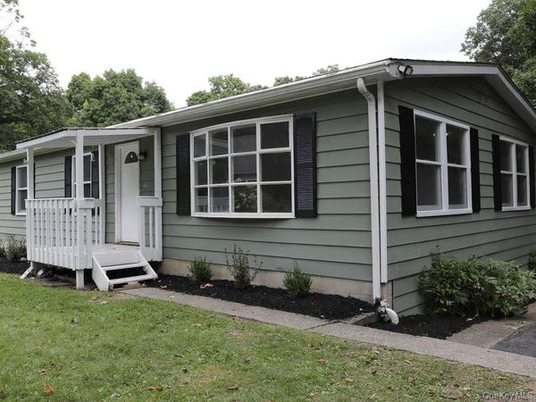 8 Victoria Lane , Beacon, NY 12508