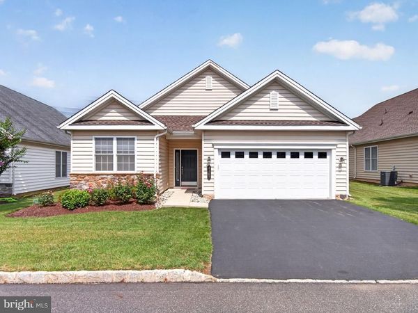 4367 COLONIAL LANE, CENTER VALLEY, PA 18034