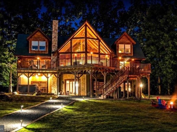 285 LAKEWOOD LANDING DRIVE , BUMPASS, VA 23024