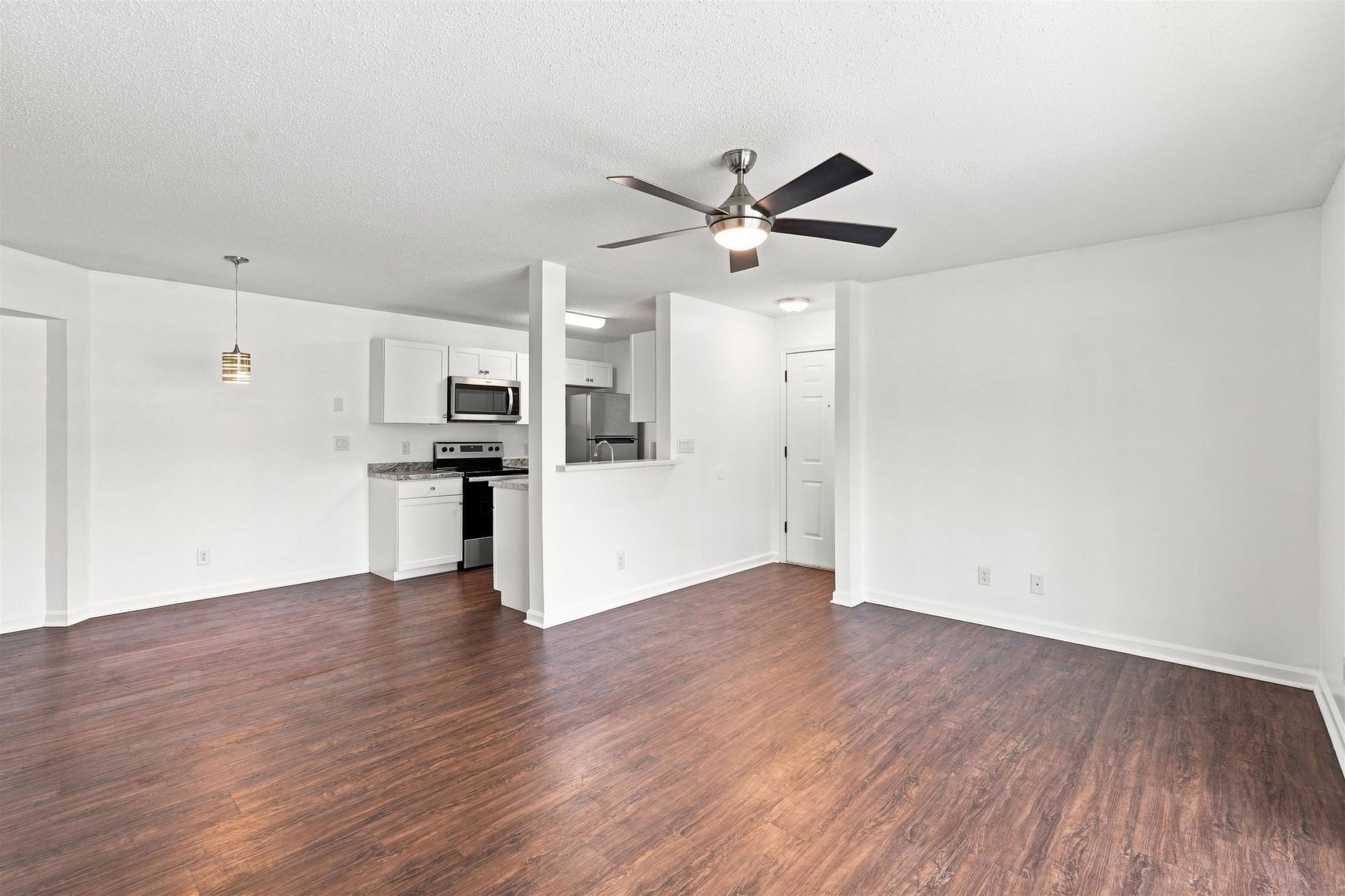 8725 Chandler Dr.  Photo 11