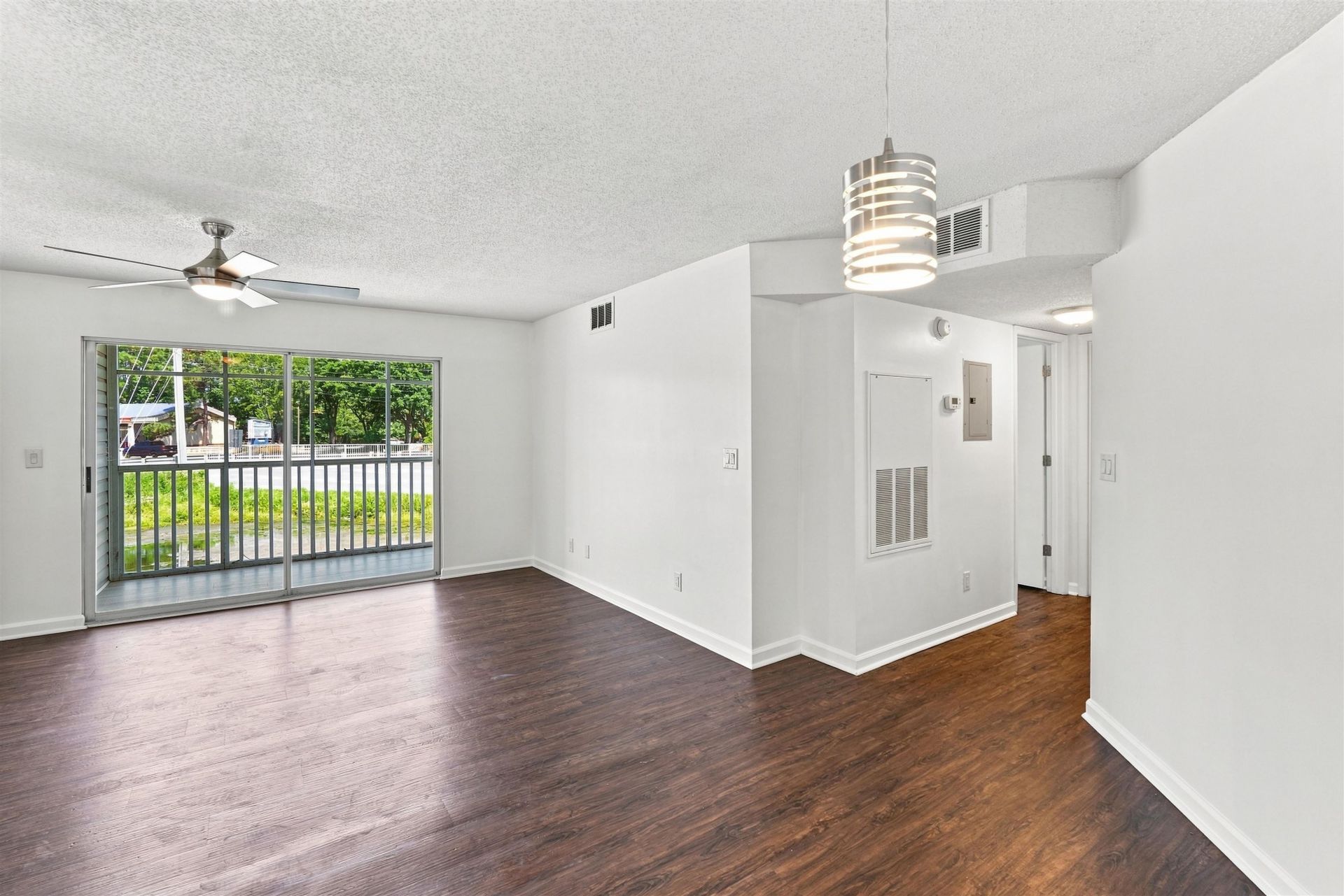 8725 Chandler Dr.  Photo 21
