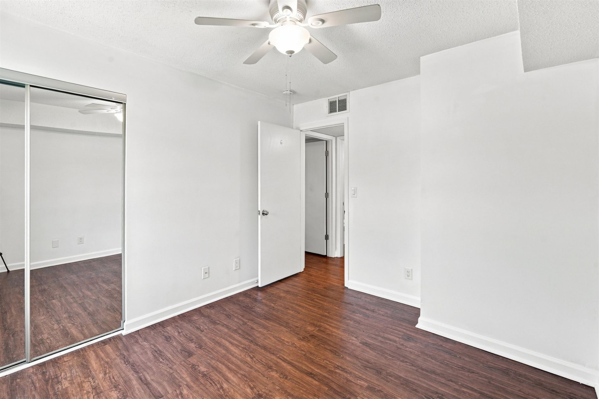 8725 Chandler Dr.  Photo 25
