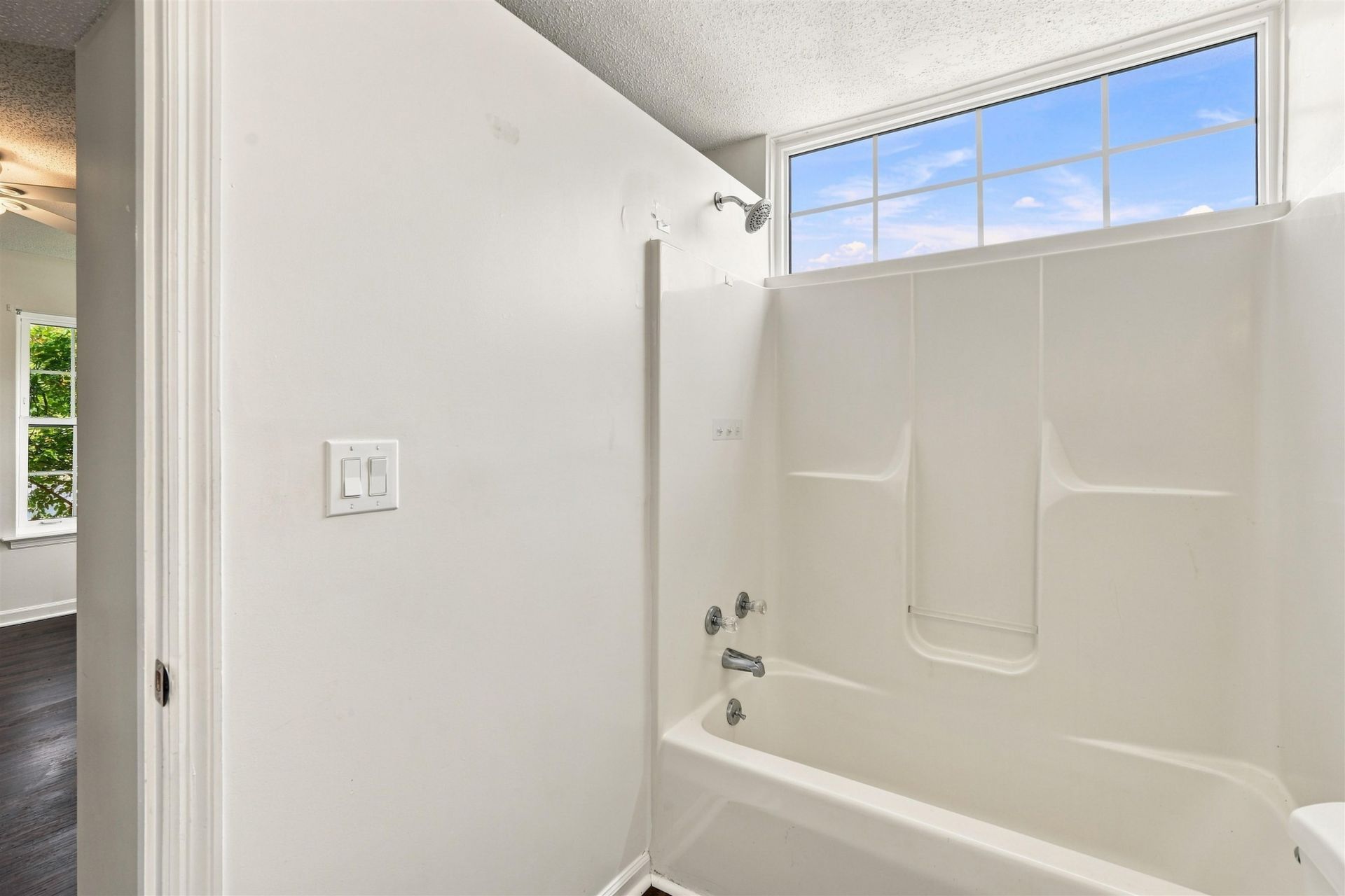 8725 Chandler Dr.  Photo 32
