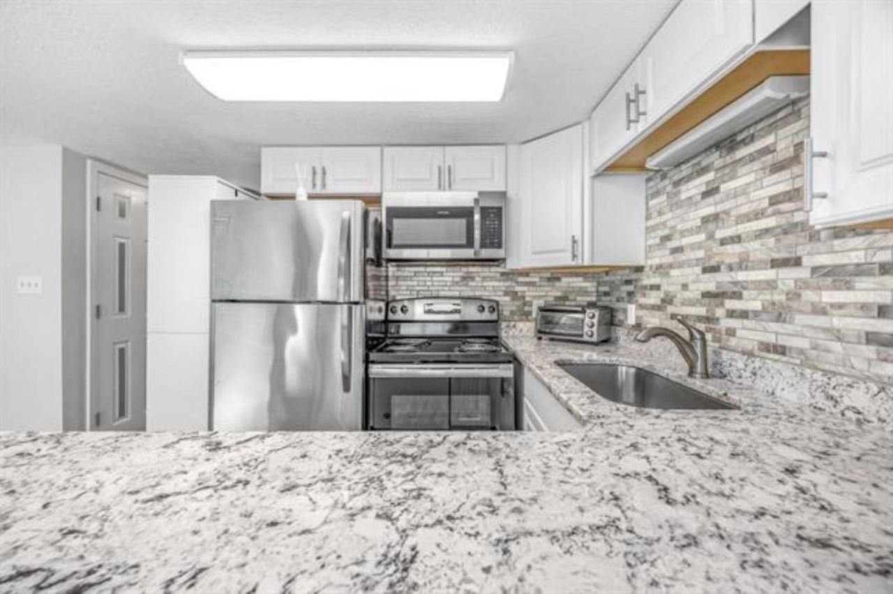 1600 Deer Creek Rd. Photo 10