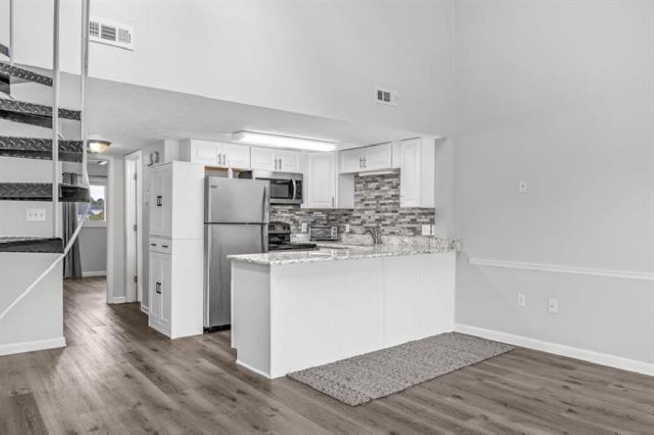 1600 Deer Creek Rd. Photo 11
