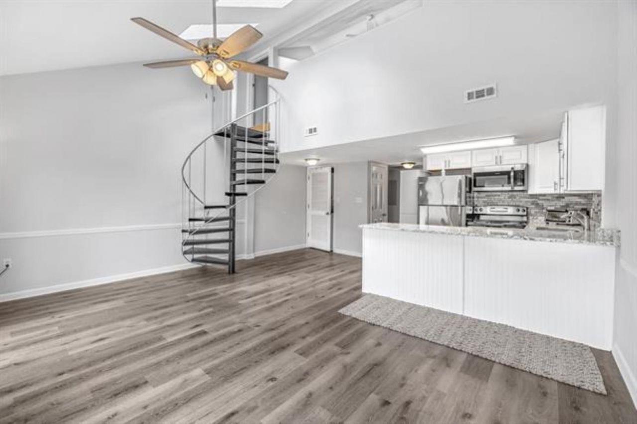 1600 Deer Creek Rd. Photo 13