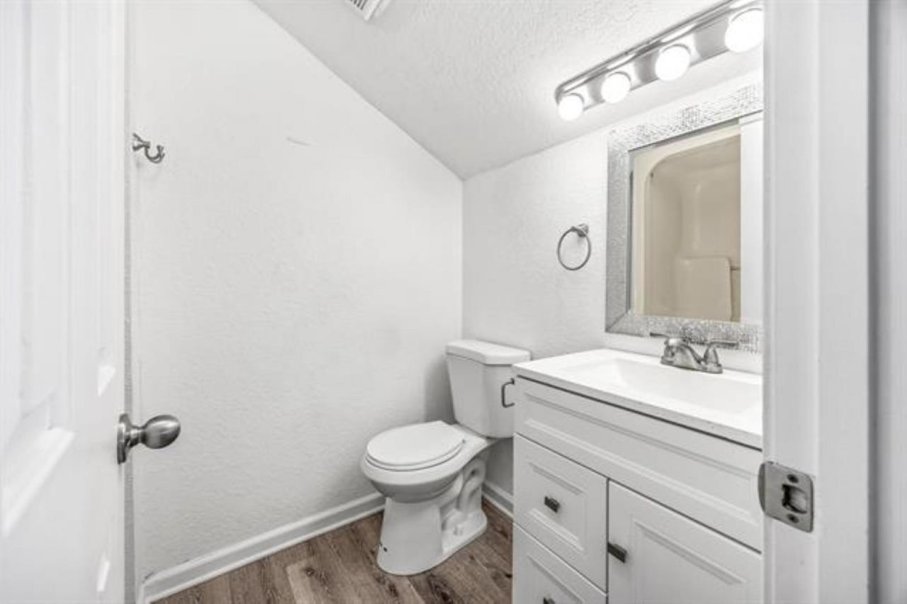 1600 Deer Creek Rd. Photo 23