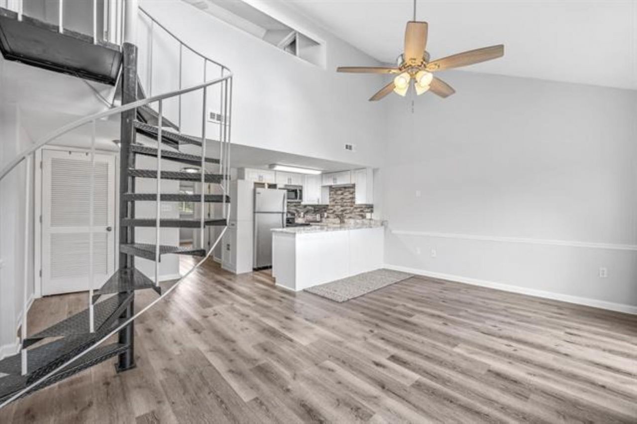 1600 Deer Creek Rd. Photo 6